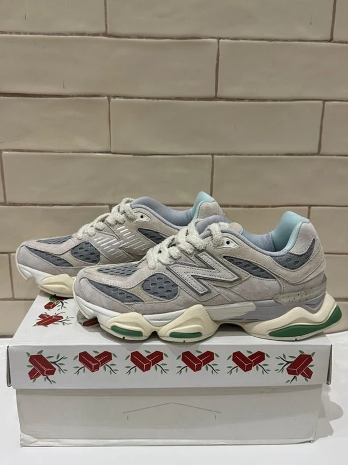 New Balance 9060 x Bricks & Wood Beige
AW73
44