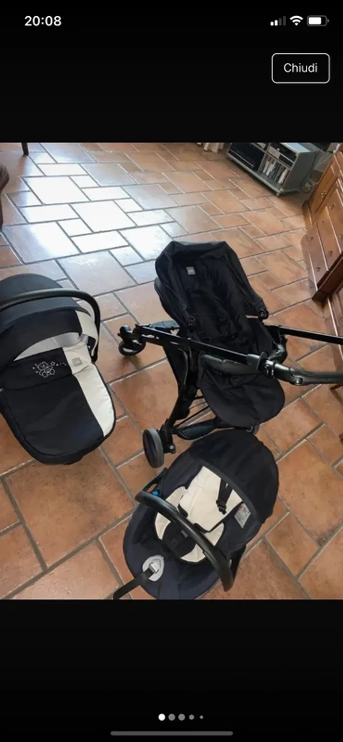 Caméra à trois