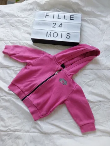 Veste / gilet zippée fille 24 mois Lotto
