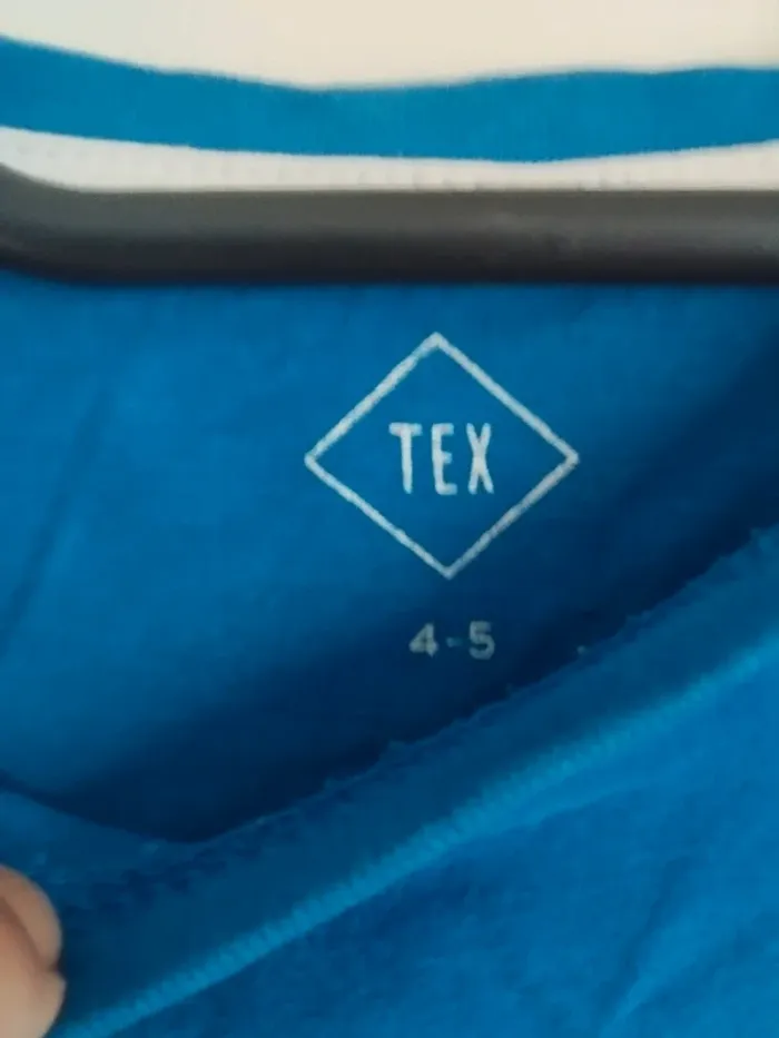 Maillot manches longues taille 4/5 ans - photo numéro 3