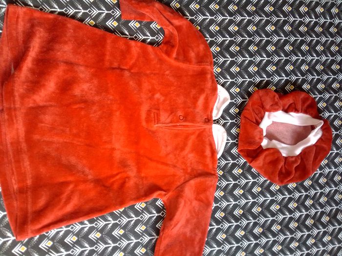 Robe en velours "Noël" en 6 mois + béret - photo numéro 2