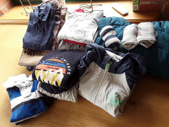 Lot de vêtements