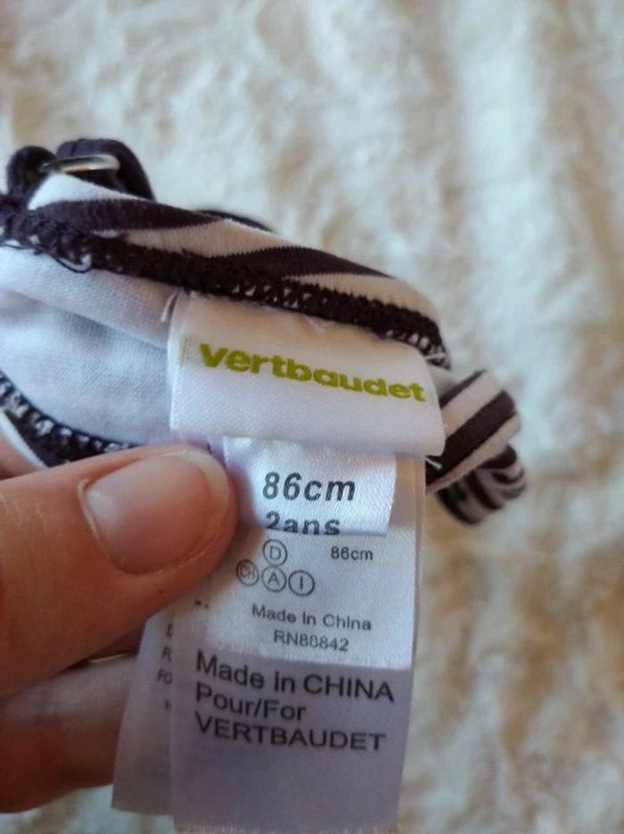 Maillot de bain 2 pièces Fille 2 ans rayures Fleurs Vertbaudet - photo numéro 5