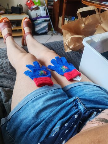 Gants pyjamasques 5 ans 6 ans.