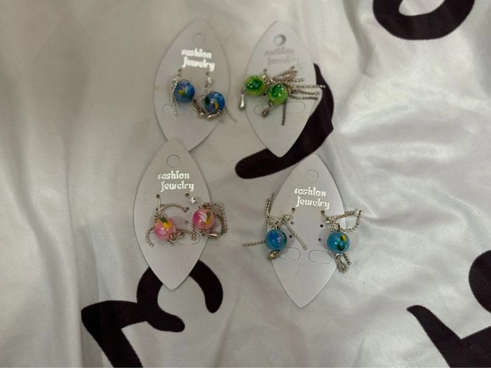 Lot de 4 paires de boucles d’oreilles femme - photo numéro 2