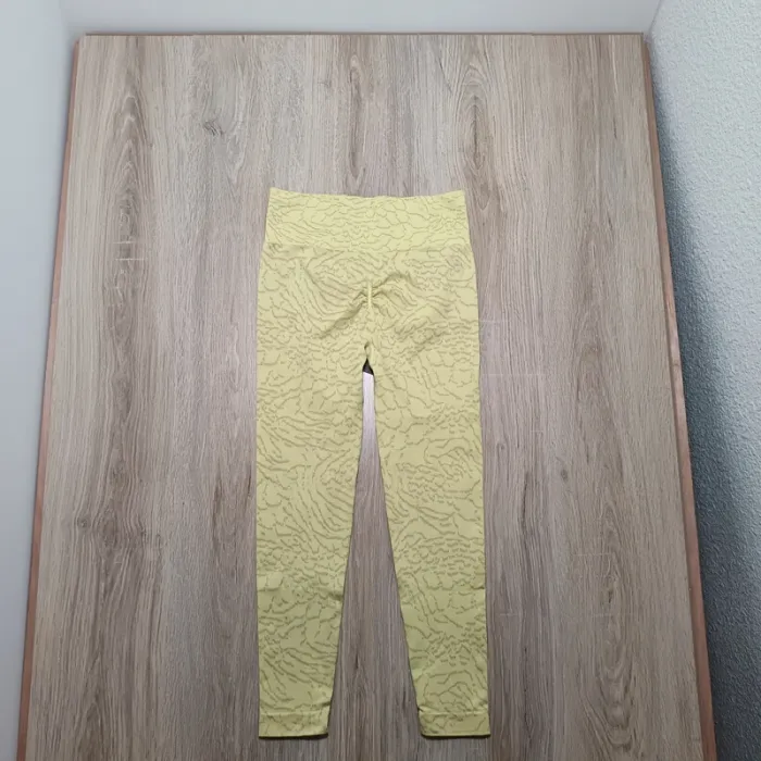 Legging gymshark femme L jaune - photo numéro 3