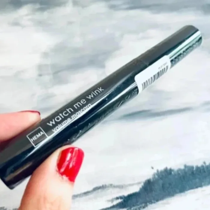 Sublime mascara noir neuf operculé cils long et sans paquet - photo numéro 2
