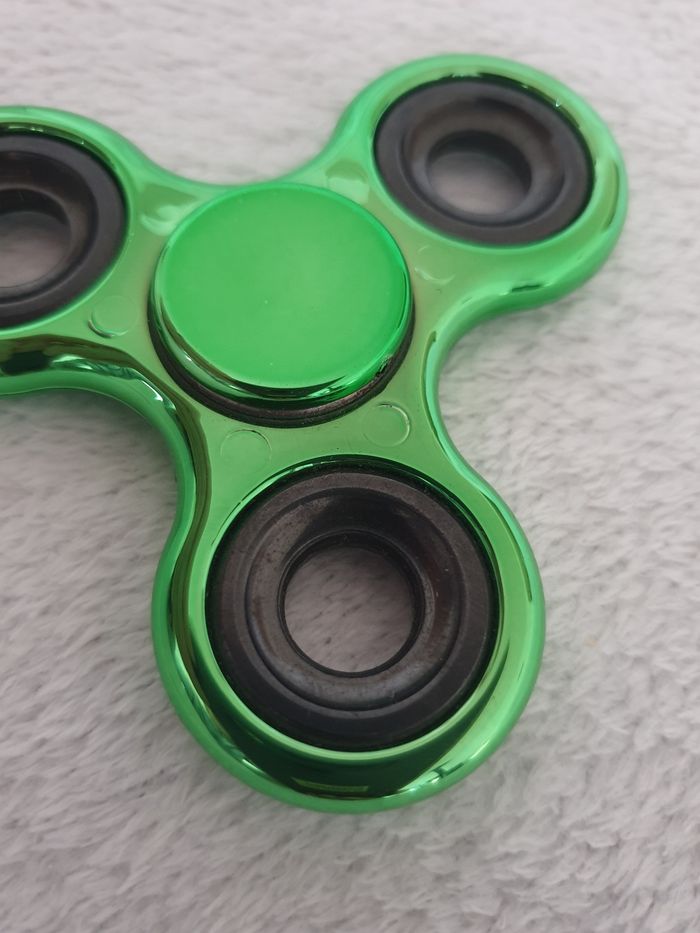 Hand spinner vert métallique - photo numéro 3