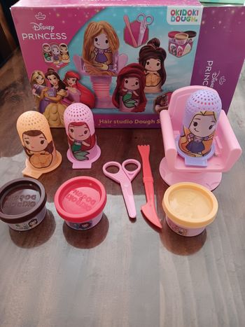 Pâte a modeler princesse