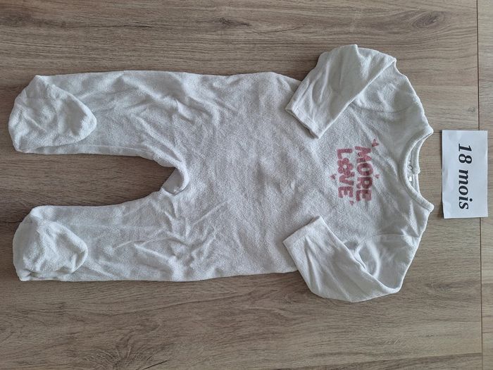Lot de 7 pyjamas 18 mois - photo numéro 2
