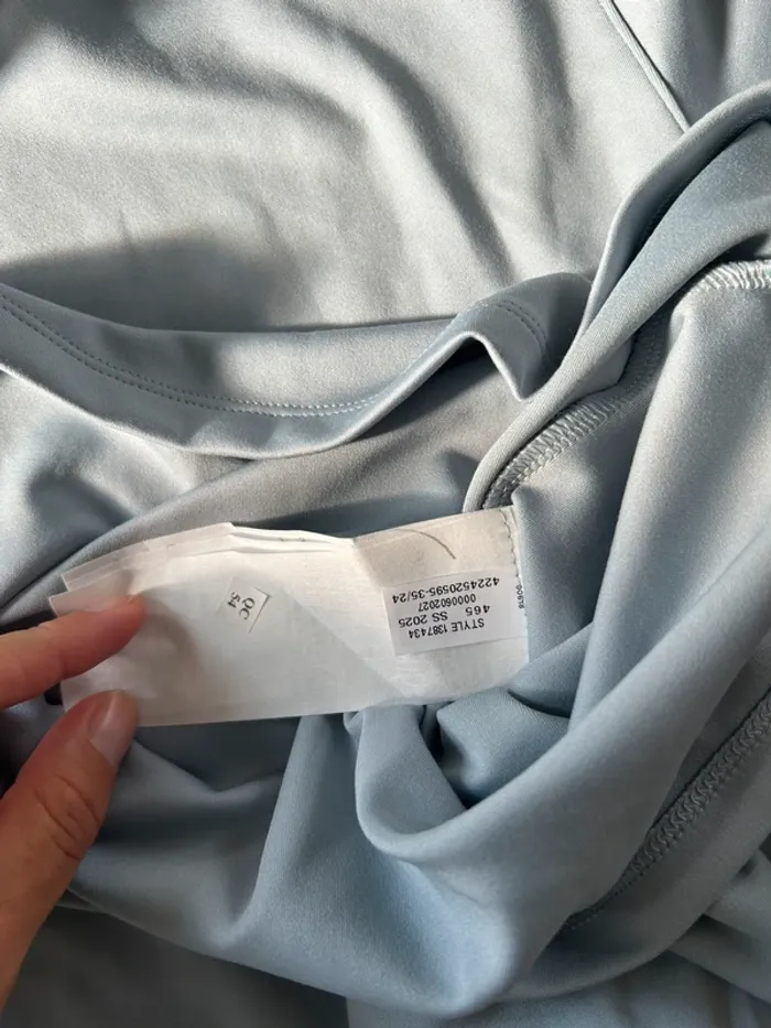 Haut de sport under armour taille l - photo numéro 6