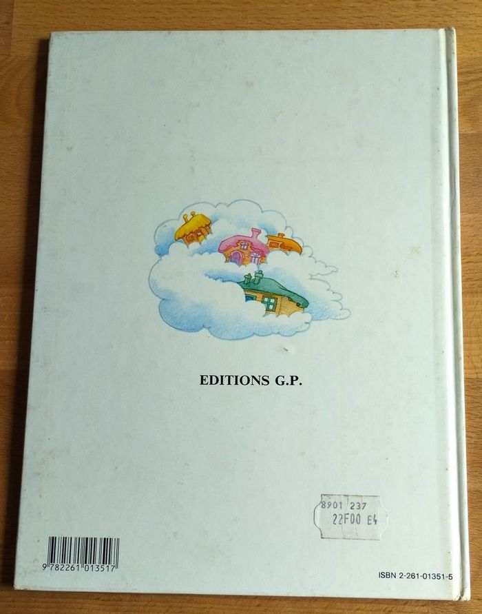 2 livres enfants Le village dans les nuages - photo numéro 7