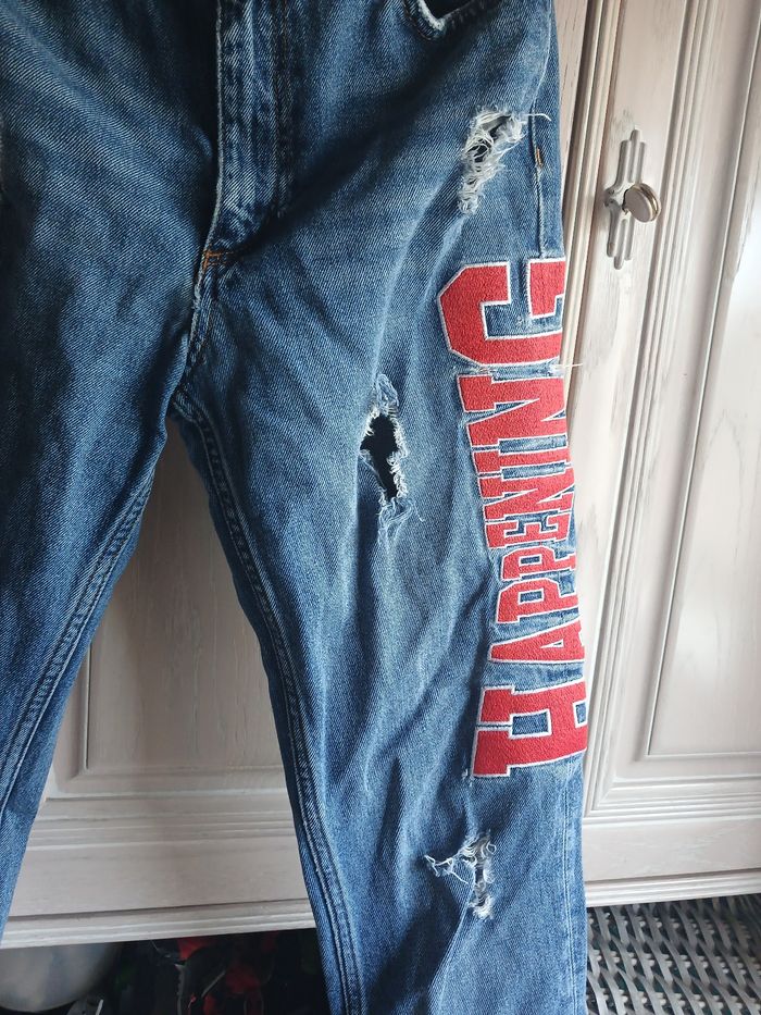 Jeans troués T34 bleu - photo numéro 3