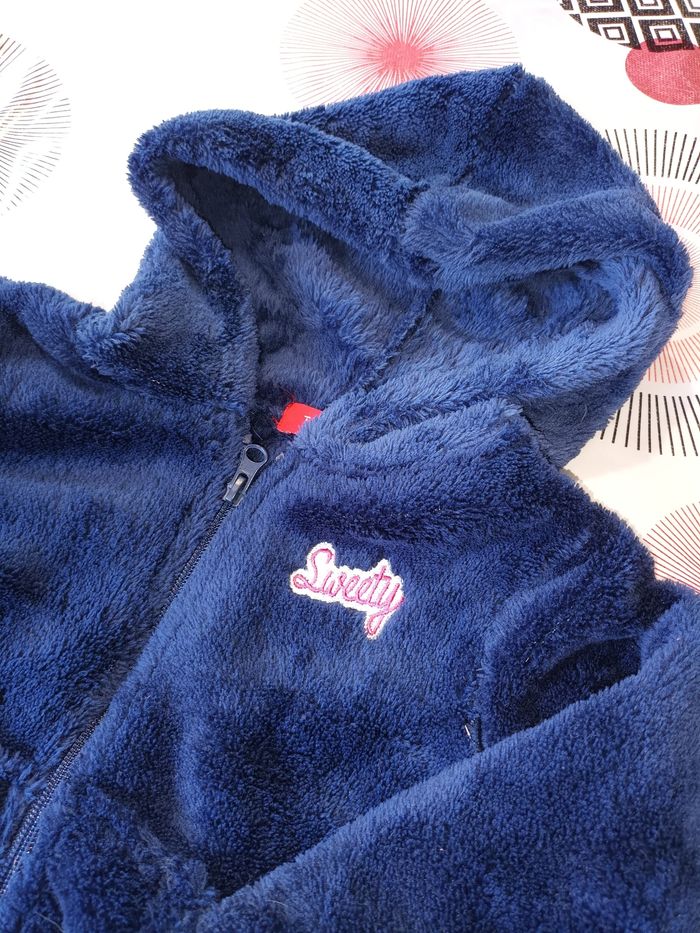 Veste poilue comme Neuve taille 3 ans - photo numéro 2
