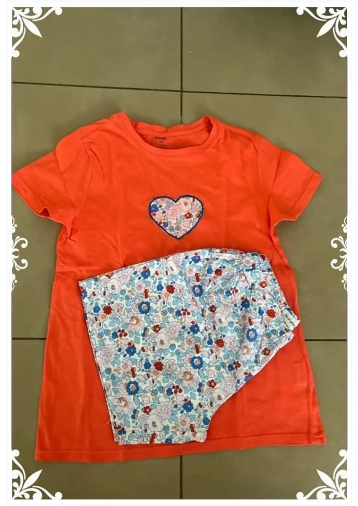 🍊 Pyjama fille 12 ans – Haut Kiabi brodé & short fait main 🌸 - photo numéro 2