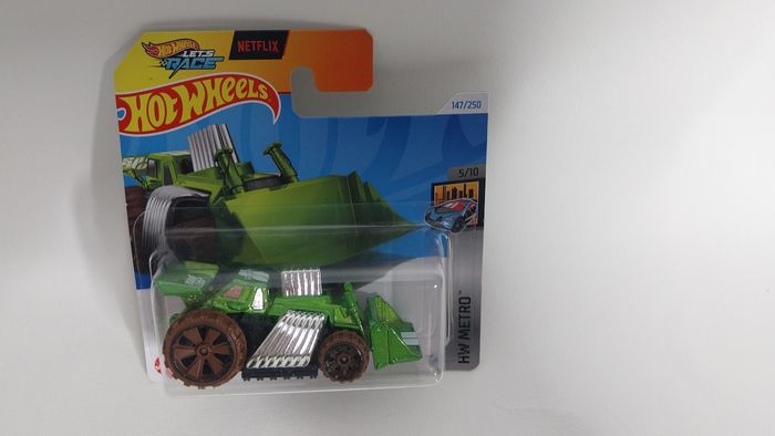 Hot Wheels Speed Dozer Let's Race Série Netflix 2024 - photo numéro 2