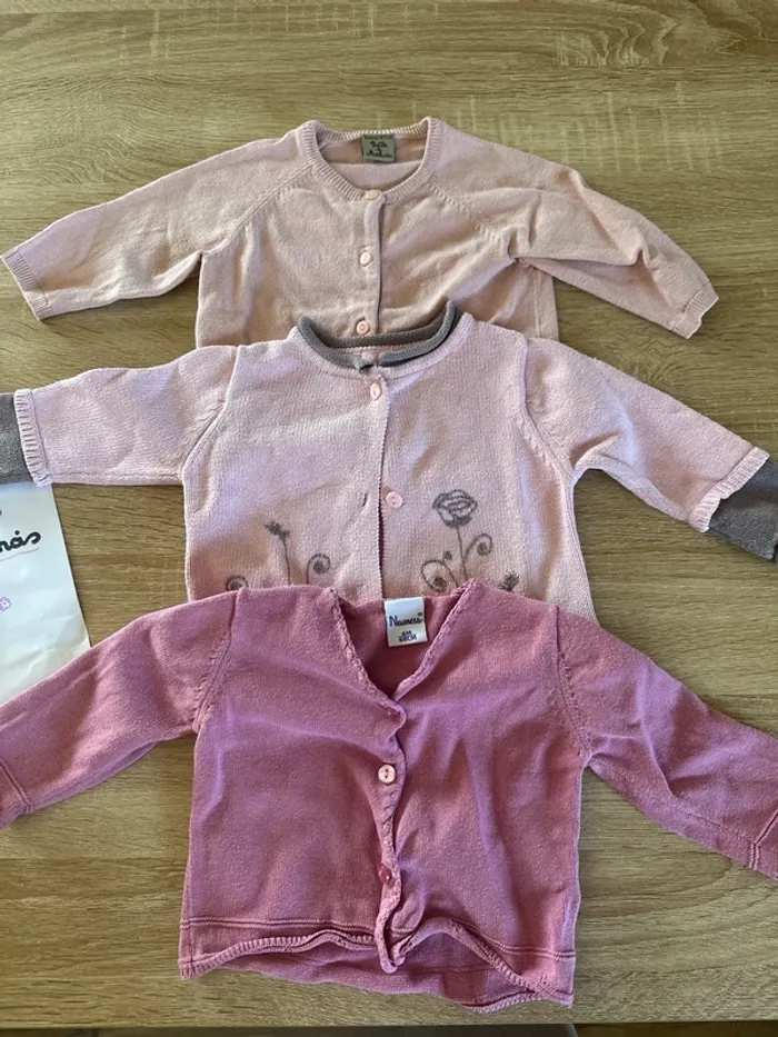 Lot 3 filets 6 mois bébé fille - photo numéro 2