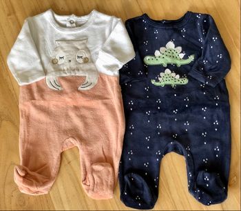 5 Pyjamas velours 1 mois