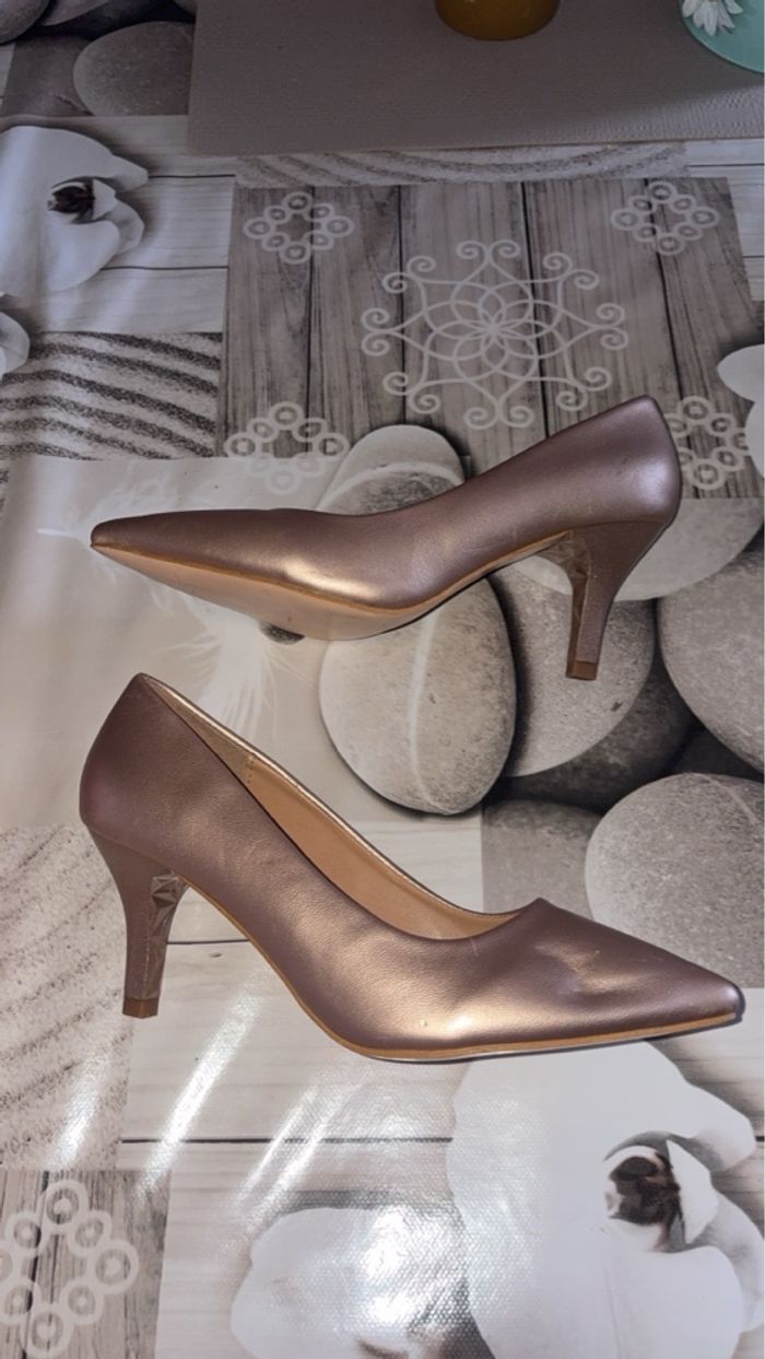 Talons femme - photo numéro 2