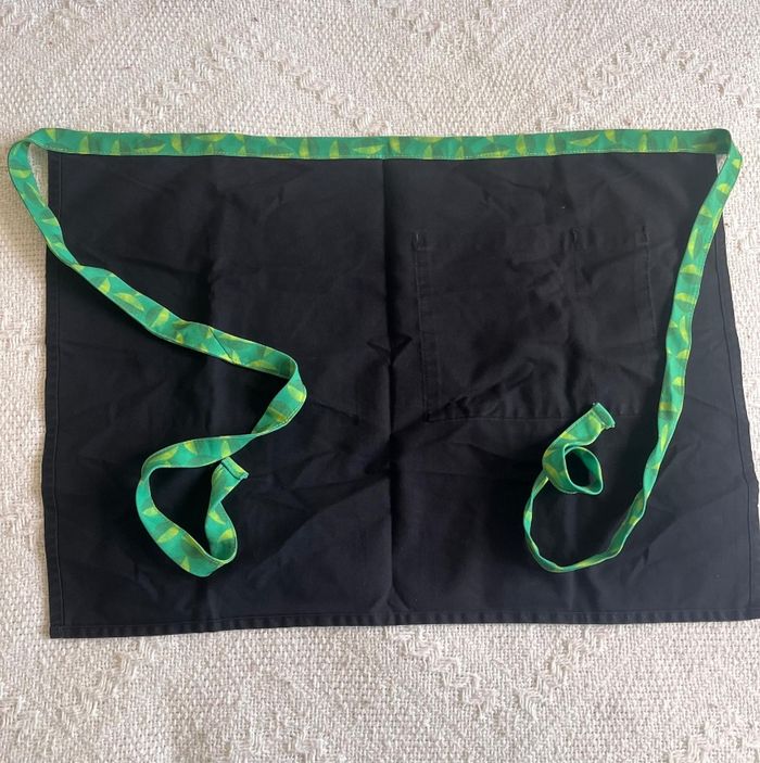 Lot 2 Tabliers "Fuzetea", Neufs - photo numéro 2