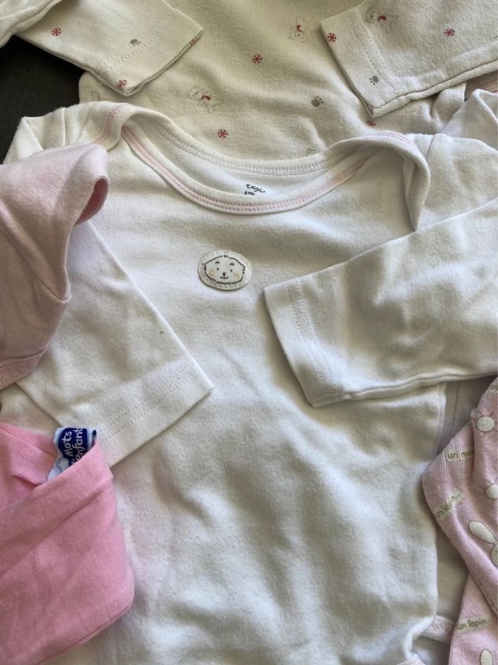 Lot ensemble vêtement bébé fille 12 mois bodys bodies - photo numéro 7