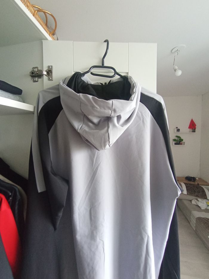 Venste under armour - photo numéro 3