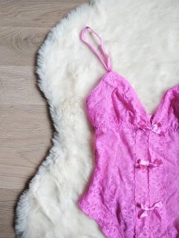 Victoria's Secret body rose taille m