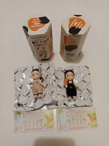 Lot de 2 Sonny Angel Cat Life Séries