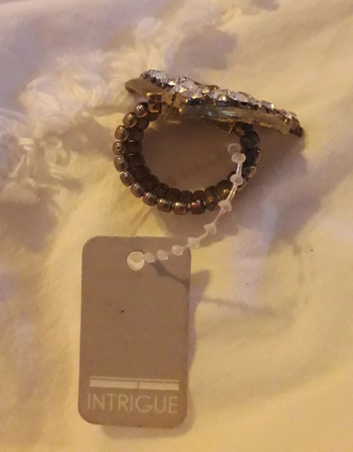 Bague fantaisie - photo numéro 2