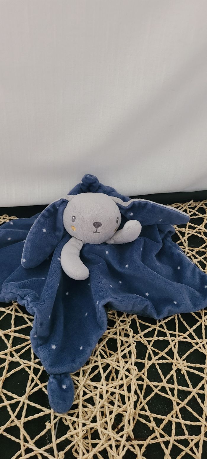 DOUDOU PLAT LAPIN BLEU ET GRIS AVEC ETOILES SIMBA TOYS - photo numéro 4