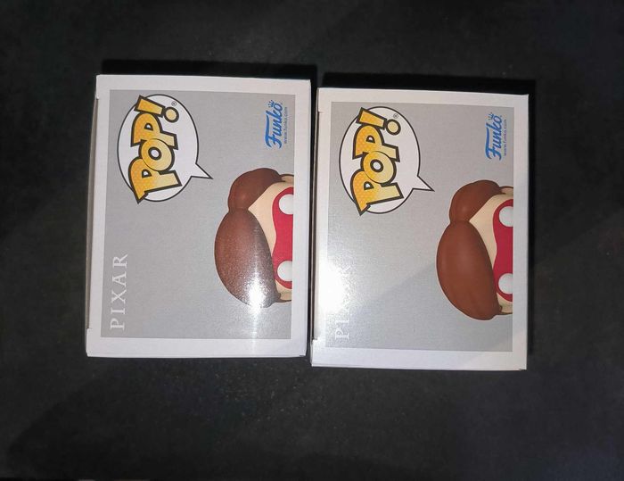 Lot 2 Figurines Funko Pop / Elastigirl 1508 / Les Indestructibles / Disney 1 B&W Chase + 1 Normal - photo numéro 5