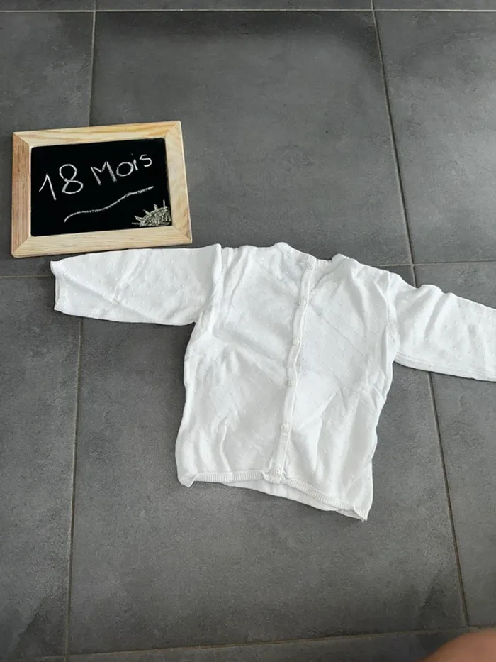 Pull fille 18 mois - photo numéro 2