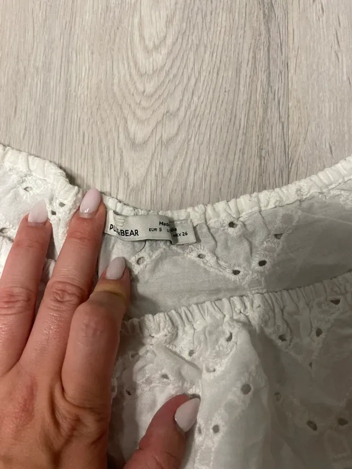 Haut blanc stradivarius - photo numéro 3