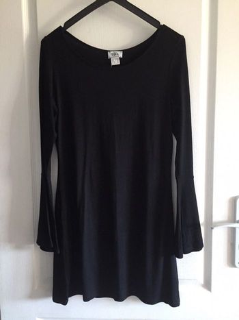 Petite robe noire Bonprix 38