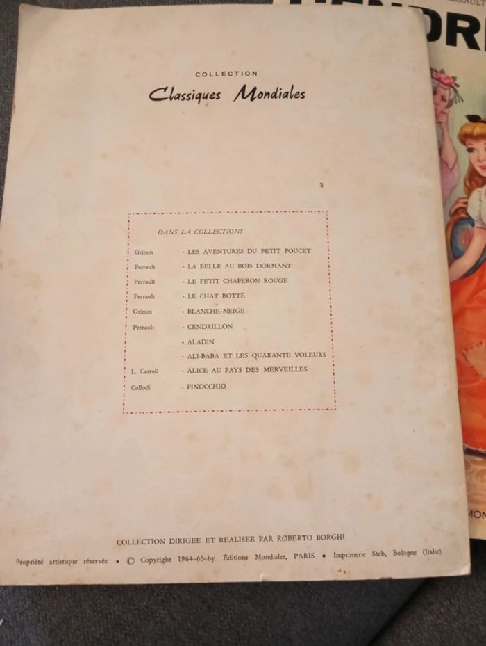 Deux livres anciens de Charles Perrault.1964 - photo numéro 2