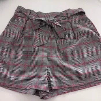Joli short à carreaux Jennyfer