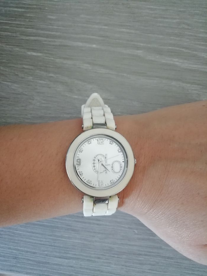 Montre blanche