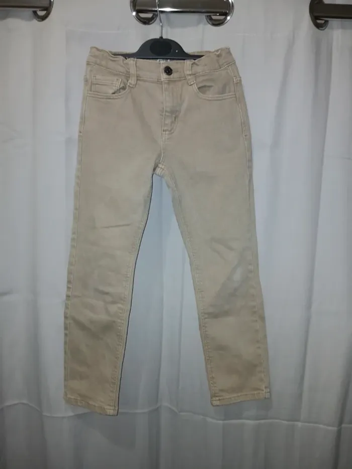 💙 Pantalon slim Kiabi taille 7 ans 120-125 cm.