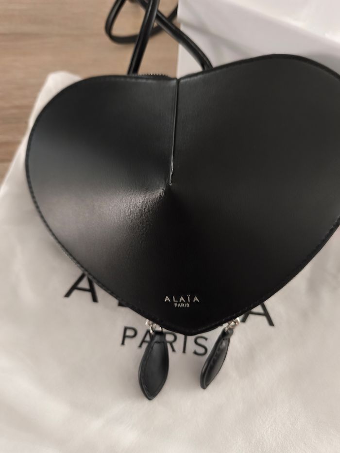 Sac bandoulière coeur noir - photo numéro 4