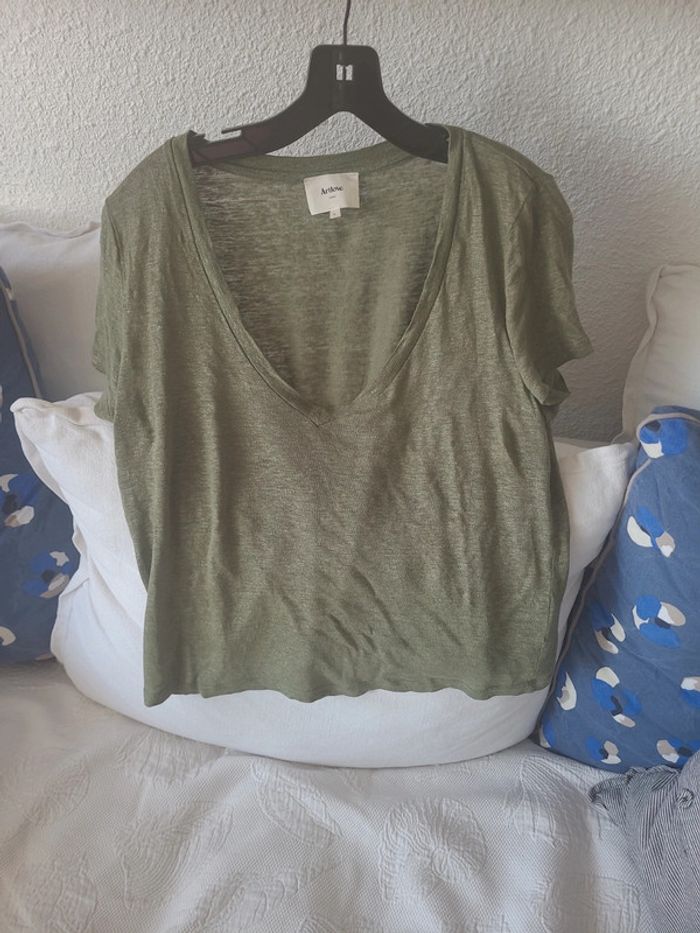 Teeshirt kaki en lin avec fil argenté