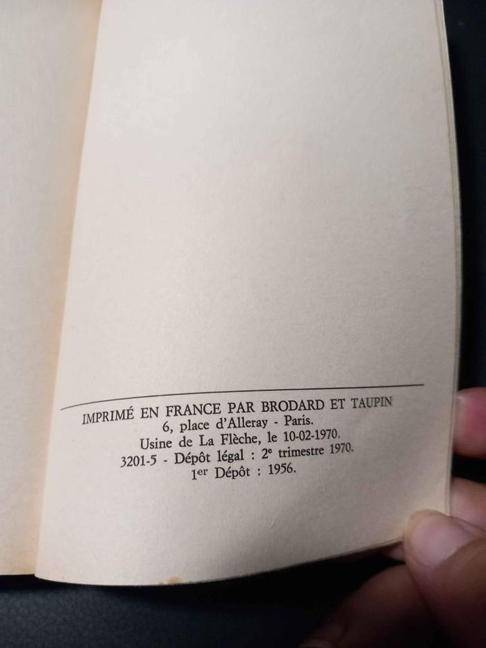 C'est mort et ça ne sait pas de San Antonio - photo numéro 4