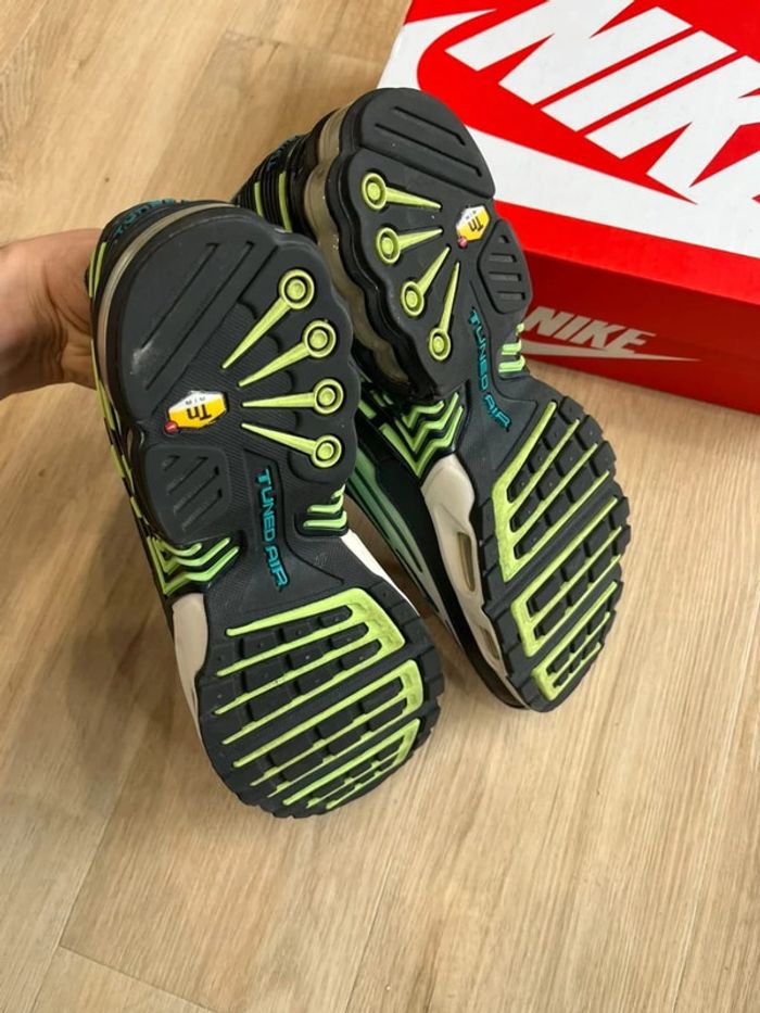 Nike Air Max Plus Ghost Green 44 - photo numéro 4