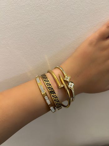 Bracelet de luxe 