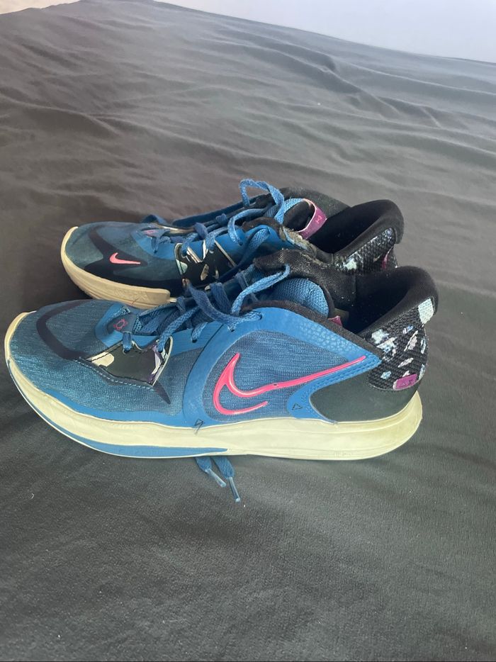Chaussure de basket : Kyrie - photo numéro 2