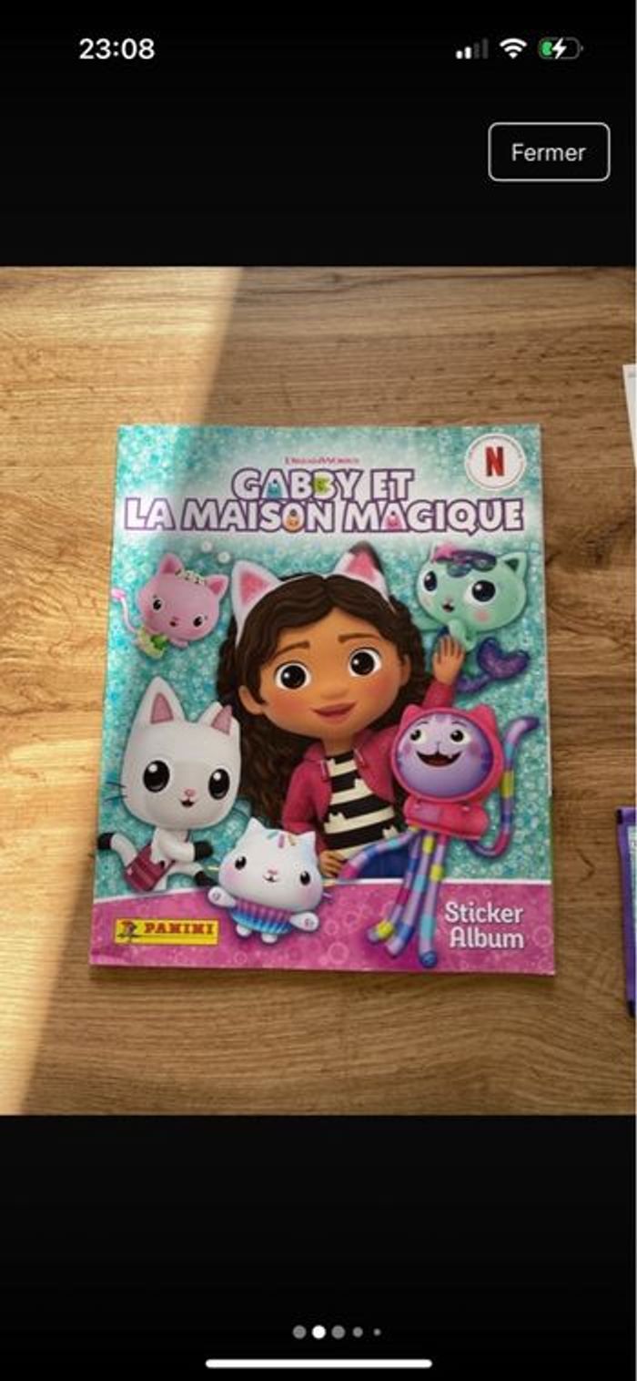 Magasine Gabby et la maison magique, neuf avec autocollants - photo numéro 5
