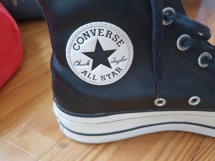 Converse - photo numéro 2
