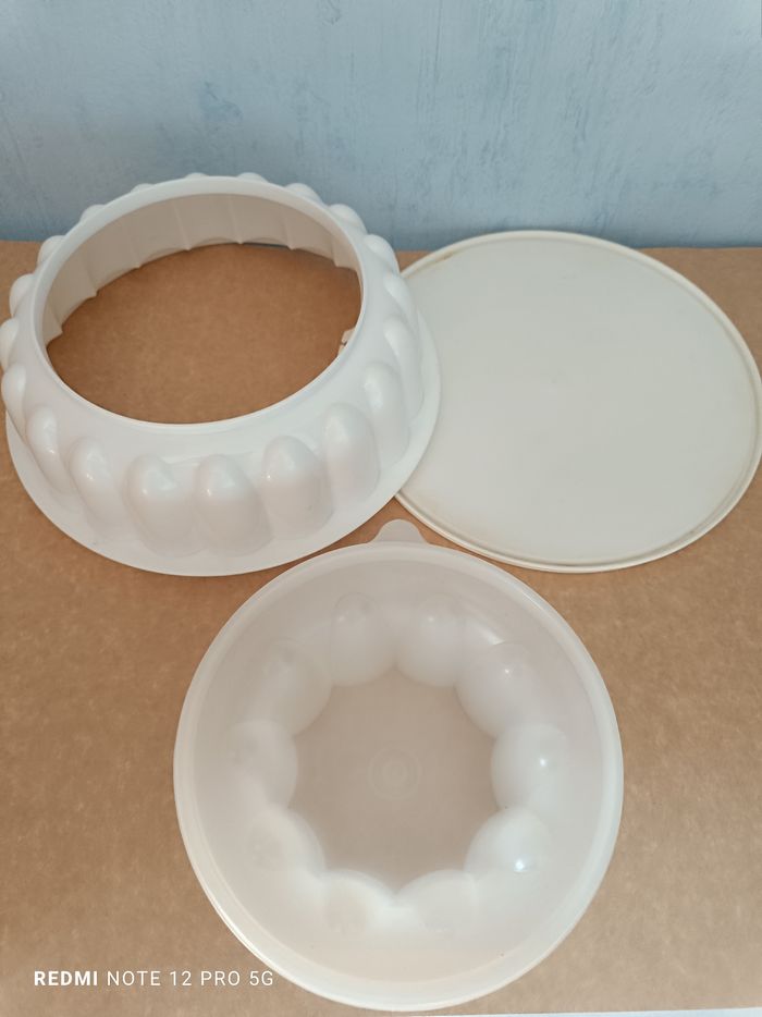 Moule couronne Tupperware n°1 ( grand modéle) - photo numéro 8