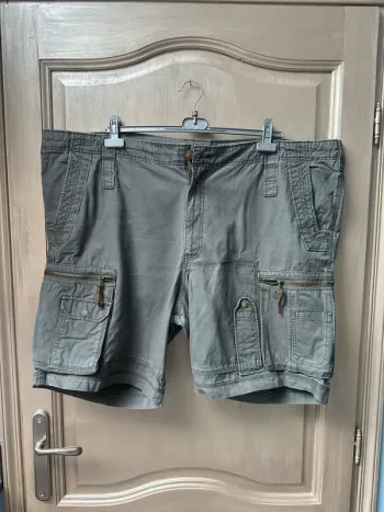 Short gris taillissime taille 66 - 5XL
