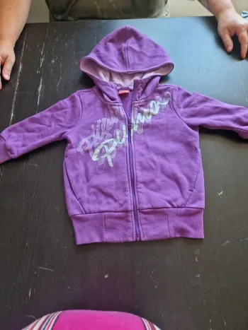 Veste puma 3-4 ans