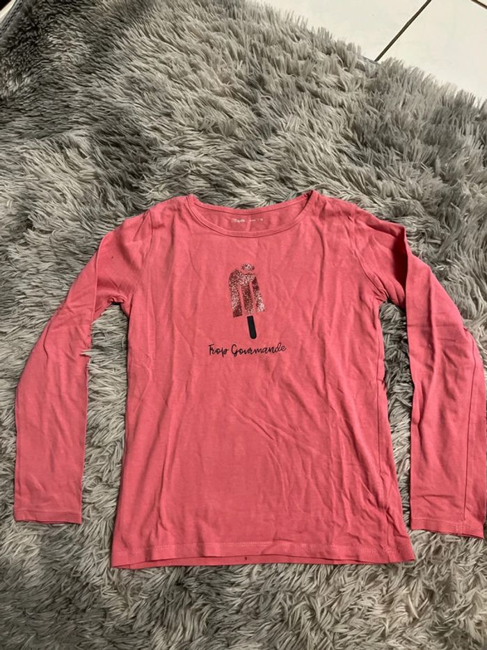 Tee shirt